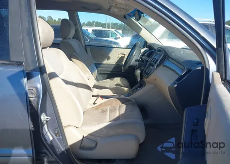 2003 Toyota Highlander V6 from USA, damaged, VIN JTEHF21A030157113